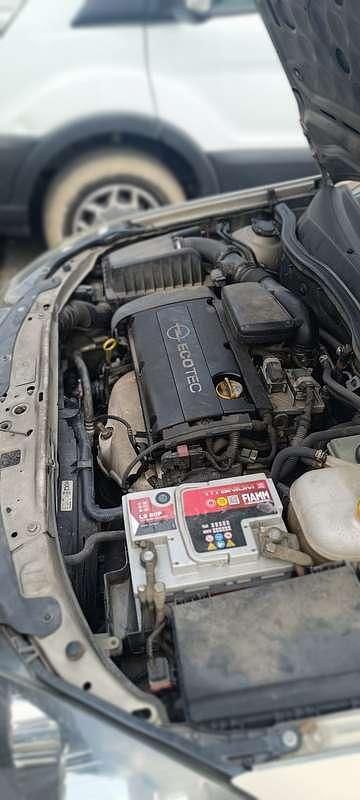 Usata Opel Astra Cosmo 105 CV (77 kW) 2006 Station wagon