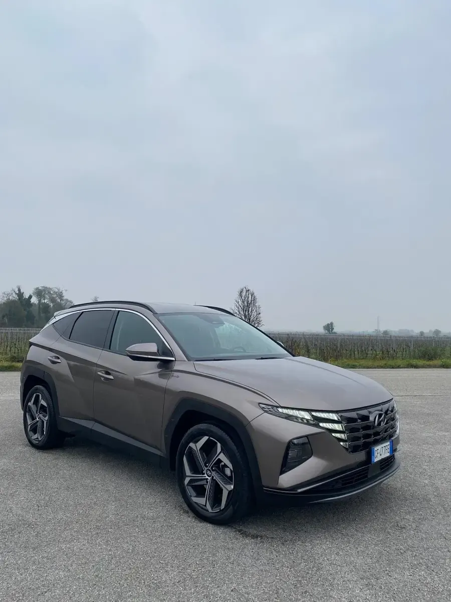 Usata Hyundai Tucson 179 CV (131 kW) 2021 Marrone SUV