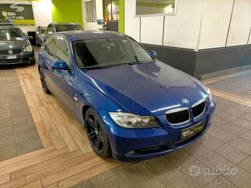 Usata BMW 320 M Sport 176 CV (129 kW) 2008 Blu Berlina