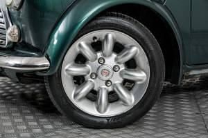 Usata Rover Mini 63 CV (46 kW) 1996 Verde Berlina