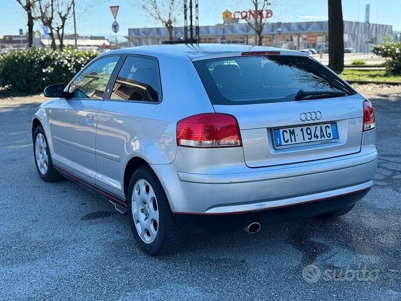 Usata Audi A3 Ambition 101 CV (74 kW) 2004 Grigio Utilitaria