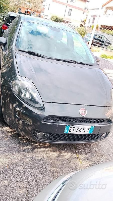 Usata Fiat Punto 2015 Grigio Utilitaria