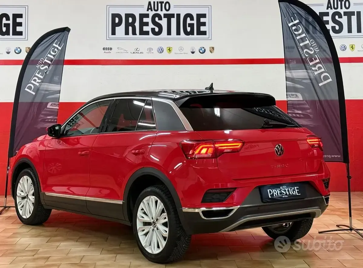 Usata VW T-Roc Style 110 CV (80 kW) 2021 Rosso SUV