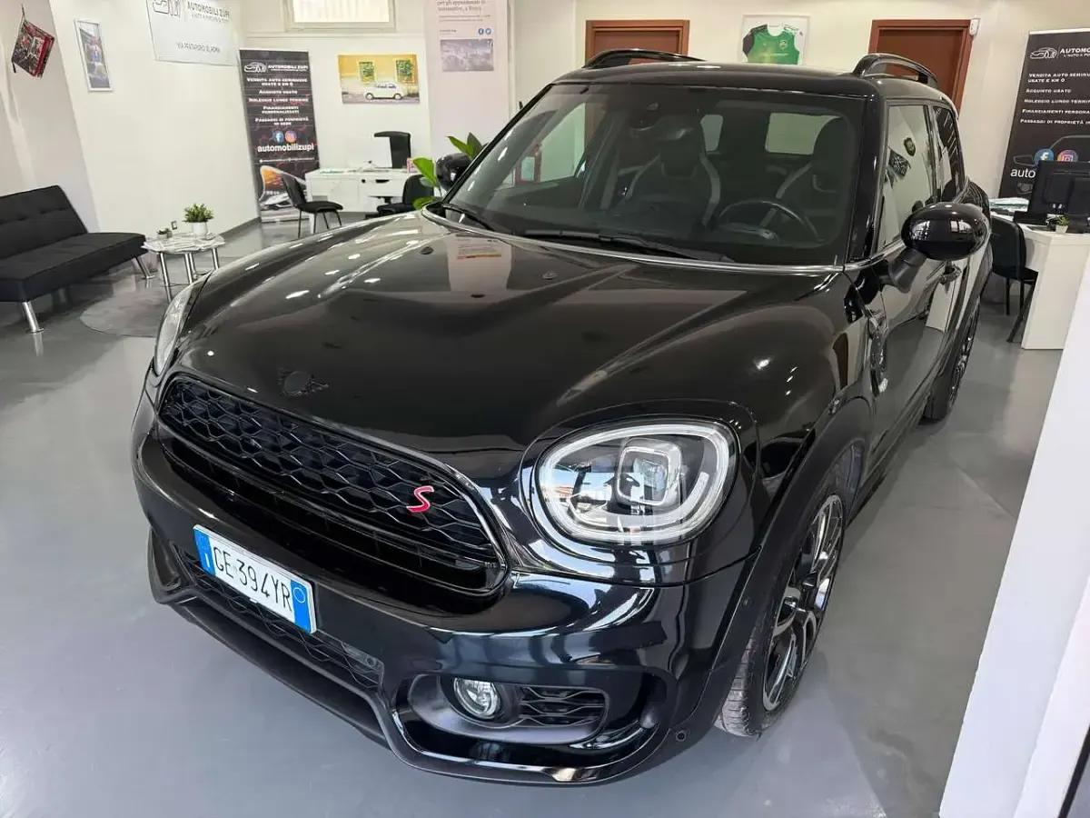 Usata Mini John Cooper Works Countryman 178 CV (130 kW) 2021 Nero SUV