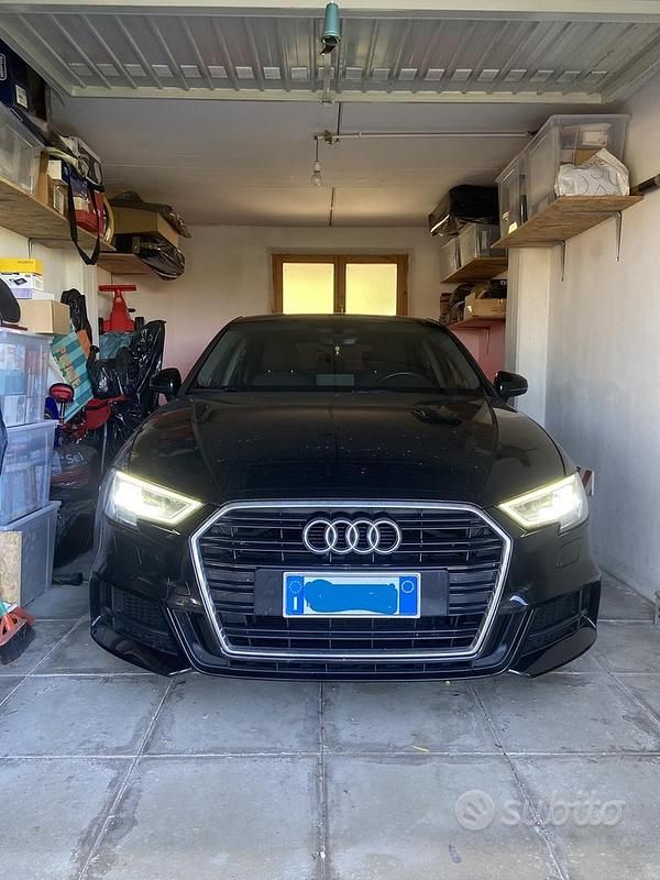 Usata Audi A3 Comfort 105 CV (77 kW) 2019 Nero Berlina
