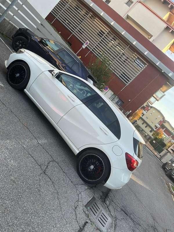 Usata Mercedes A160 Executive 90 CV (66 kW) 2015 Bianco Berlina