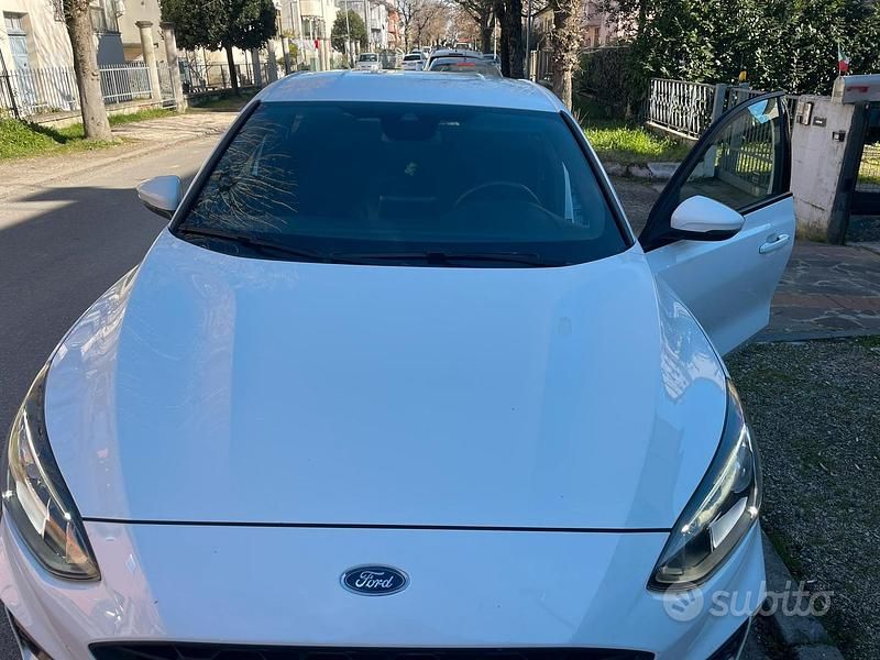 Usata Ford Focus ST-Line 125 CV (91 kW) 2019 Bianco Berlina