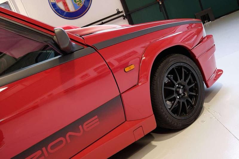 Usata Alfa Romeo 75 155 CV (114 kW) 1987 Berlina