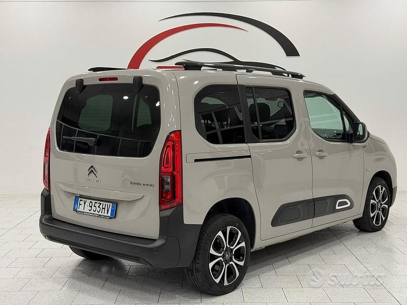 Usata Citroën Berlingo Shine 131 CV (96 kW) 2019 Argento Monovolume