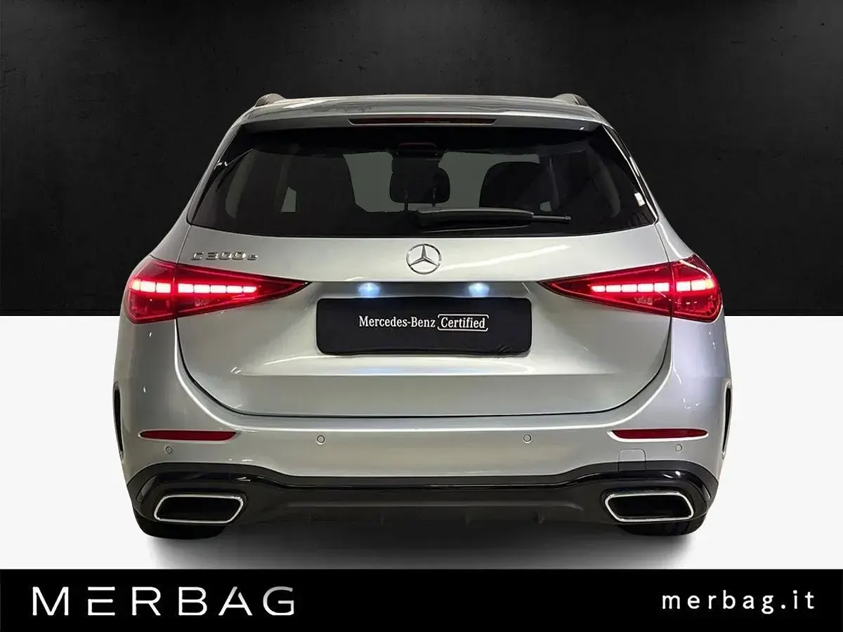 Begagnad Mercedes E300 Advanced 204 HK (150 kW) 2024 Silver Kombi