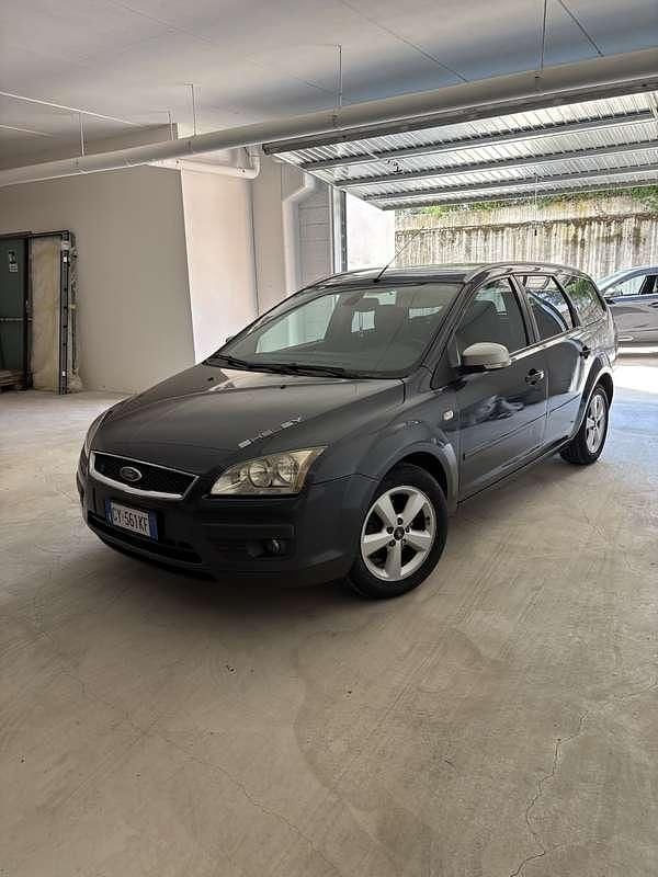 Usata Ford Focus Style 125 CV (91 kW) 2007 Station wagon