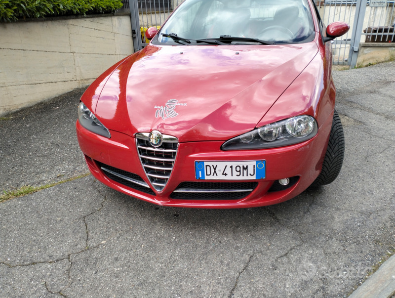 Usato 2009 Alfa Romeo 147 1.6 Benzin 120 CV (3.500 €)