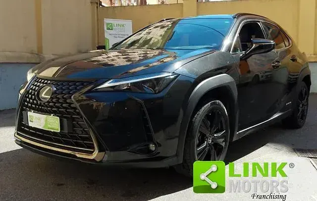 Usata Lexus UX 250h 152 CV (111 kW) 2021 Nero SUV