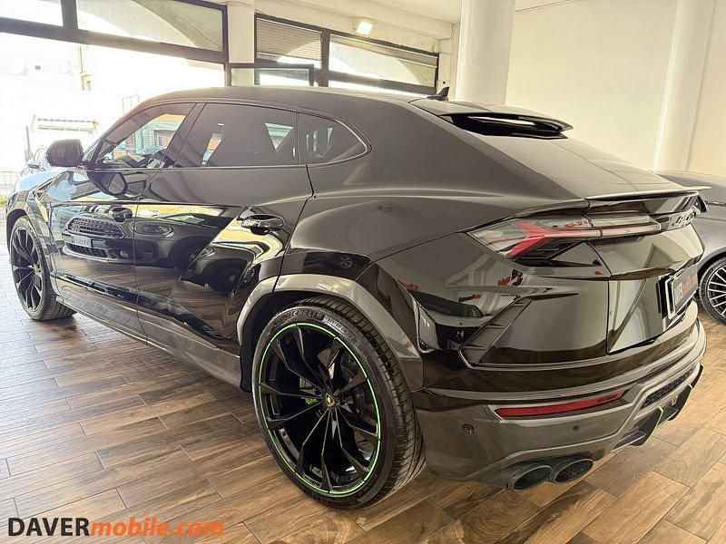 Usata Lamborghini Urus 650 CV (478 kW) 2020 Nero SUV