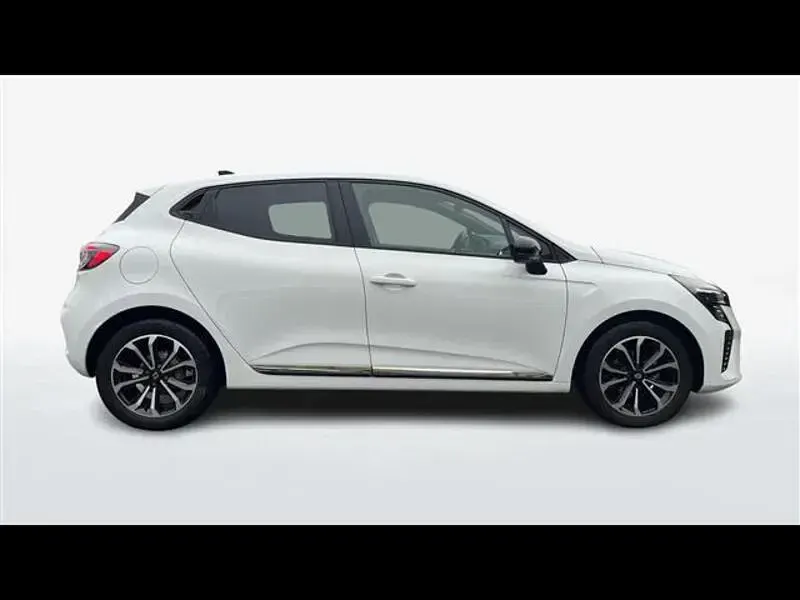 Usata Renault Clio Techno 2024 Bianco Utilitaria