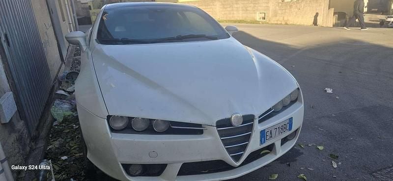 Usata Alfa Romeo Brera 170 CV (125 kW) 2009 Bianco Coupé