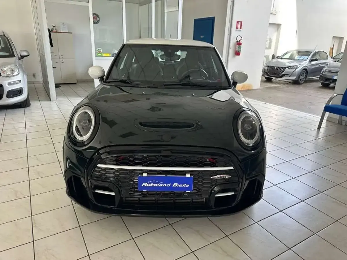 Usata Mini John Cooper Works 231 CV (169 kW) 2021 Verde Utilitaria