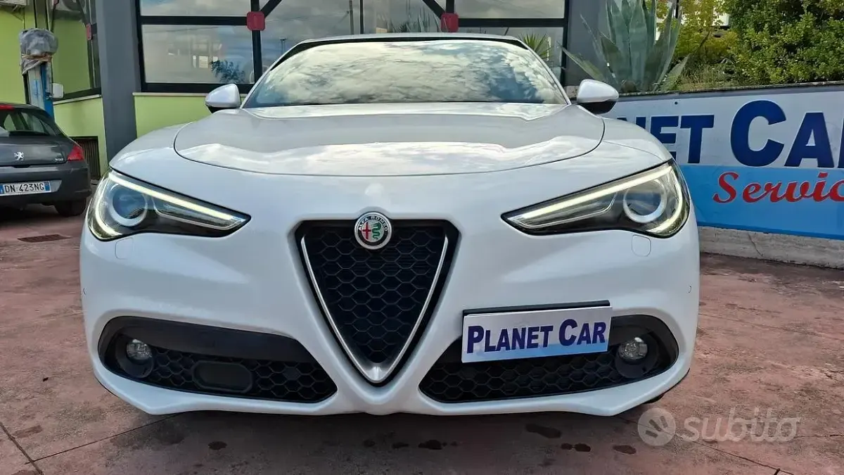 Usata Alfa Romeo Stelvio 210 CV (154 kW) 2020 Bianco SUV