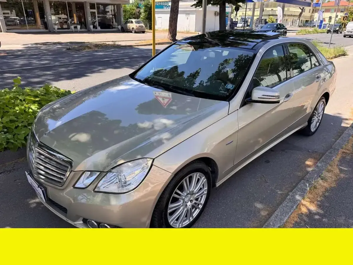 Usata Mercedes E200 136 CV (100 kW) 2010 Other Berlina