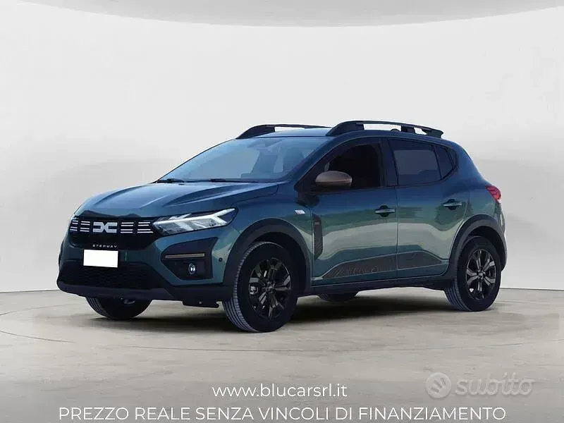 Usata Dacia Sandero Extreme 101 CV (74 kW) 2025 Verde Berlina