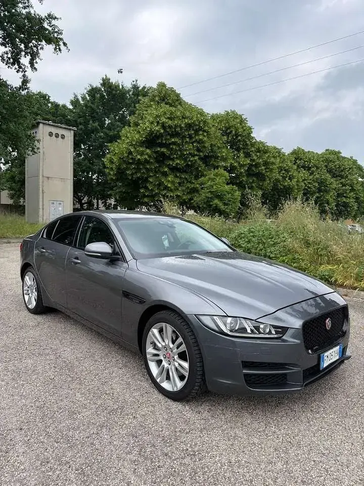 Usata Jaguar XE R-Sport 179 CV (131 kW) 2018 Other Berlina