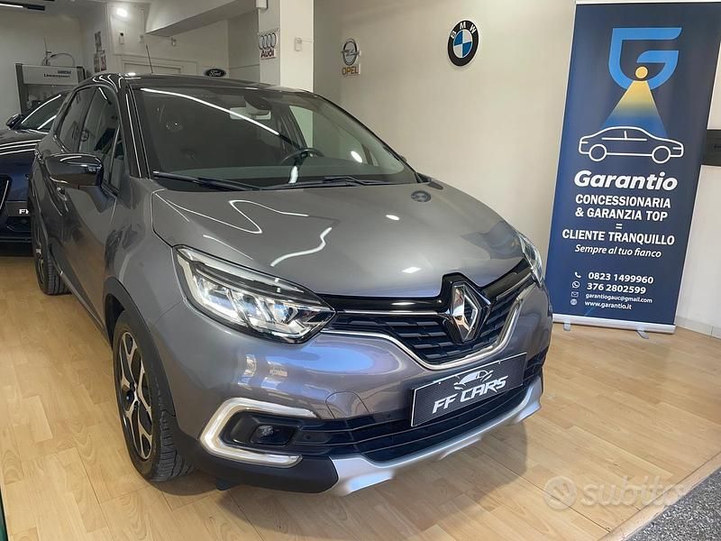 Usata Renault Captur 90 CV (66 kW) 2018 Grigio SUV