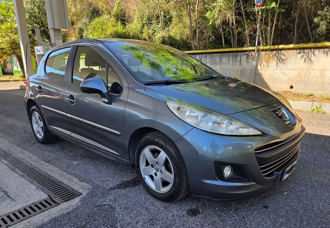 Usata Peugeot 207 68 CV (50 kW) 2011 Grigio Berlina