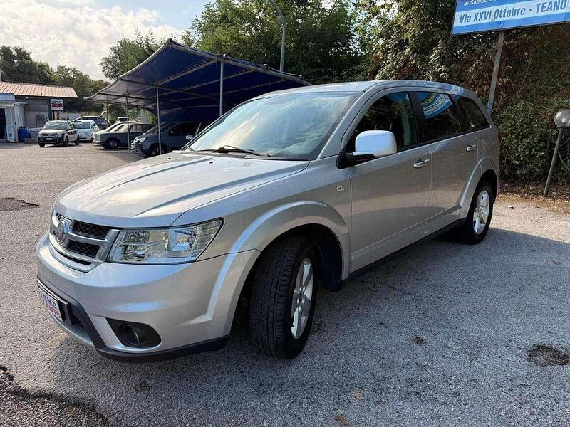 Usata Fiat Freemont Urban 140 CV (102 kW) 2012 Argento SUV