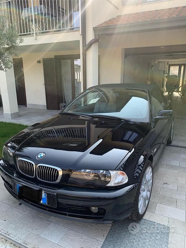 Usata BMW 318 Cabriolet M Sport 143 CV (105 kW) 2002 Nero Cabrio