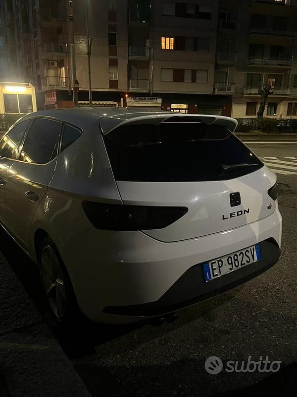 Usata Seat Leon FR 125 CV (91 kW) 2013 Bianco Berlina