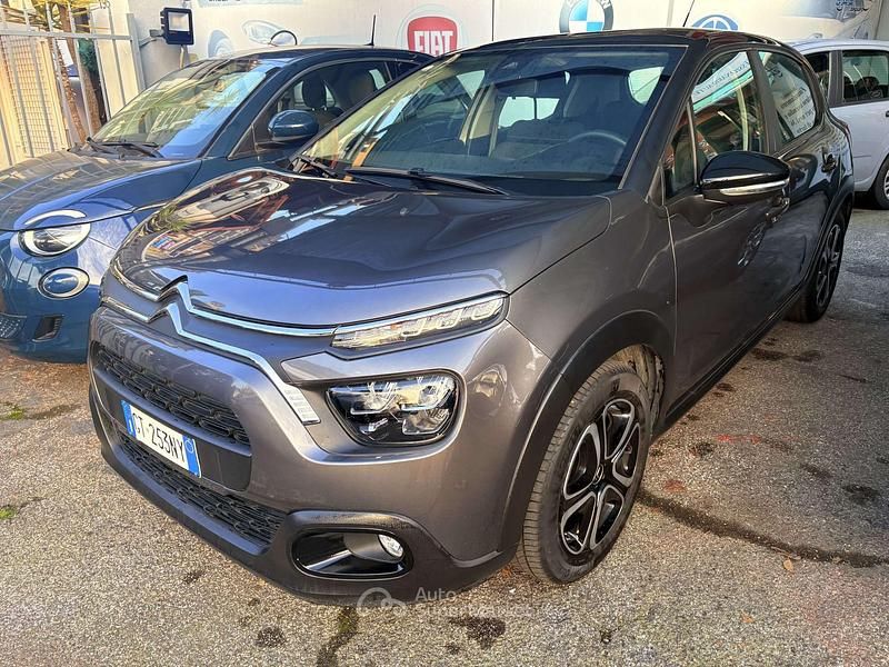Usata Citroën C3 PureTech 83 CV (61 kW) 2024 Grigio mida Berlina