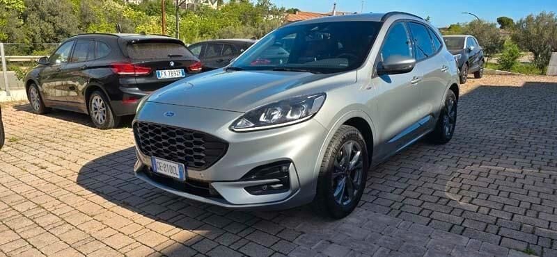 Usata Ford Kuga ST-Line 120 CV (88 kW) 2021 Grigio SUV