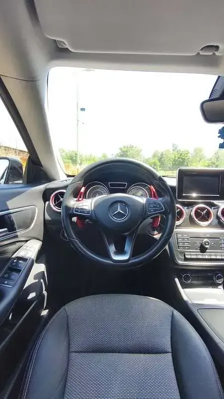 Usata Mercedes CLA200 Shooting Brake Executive 136 CV (100 kW) 2015 Station wagon