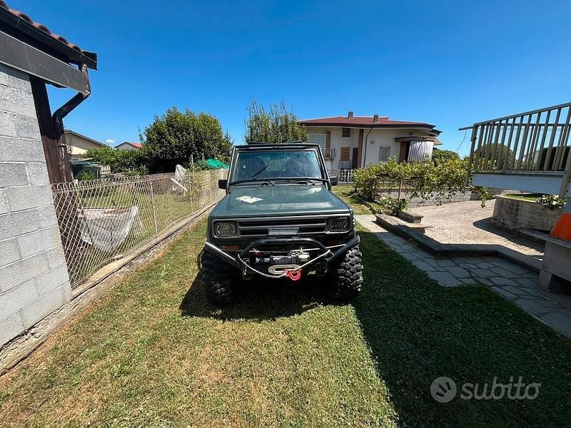 Usata Daihatsu Rocky 91 CV (66 kW) 1988 SUV