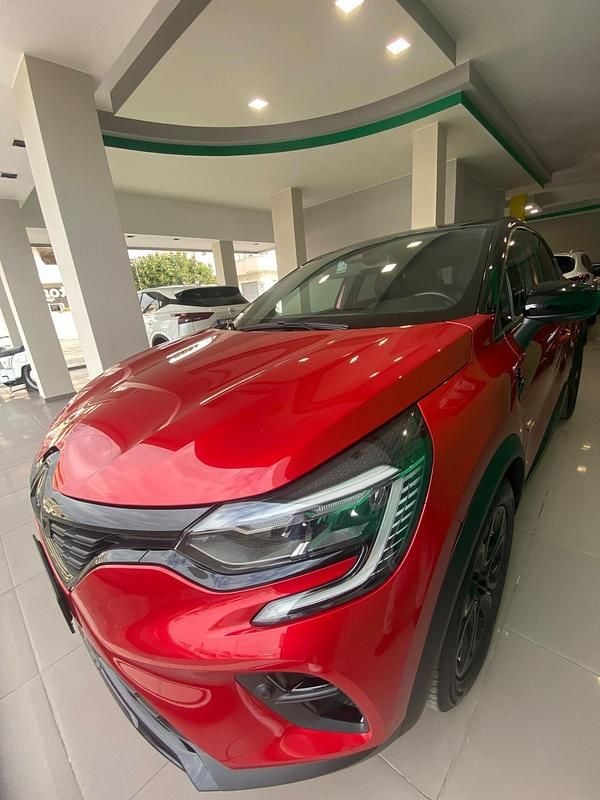 Rosso Usata 2022 Renault Captur SUV | 17.990 € (Buon prezzo) - Immagine 1/4