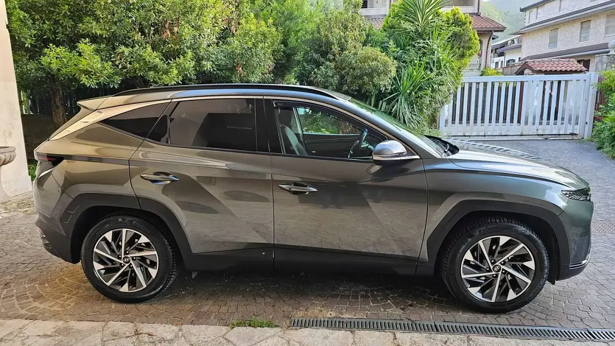 Usata Hyundai Tucson 116 CV (85 kW) 2022 Verde SUV