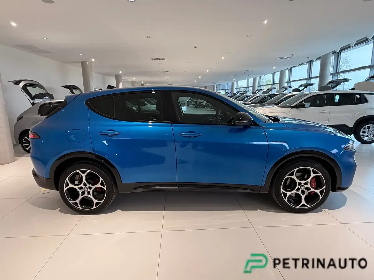 Usata Alfa Romeo Tonale 160 CV (117 kW) 2025 Bluazzurro SUV