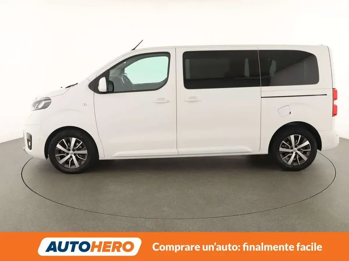 Usata Toyota Proace Executive 144 CV (105 kW) 2021 Bianco Monovolume