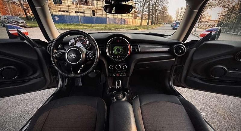 Usata Mini Cooper D Business 116 CV (85 kW) 2018 Utilitaria