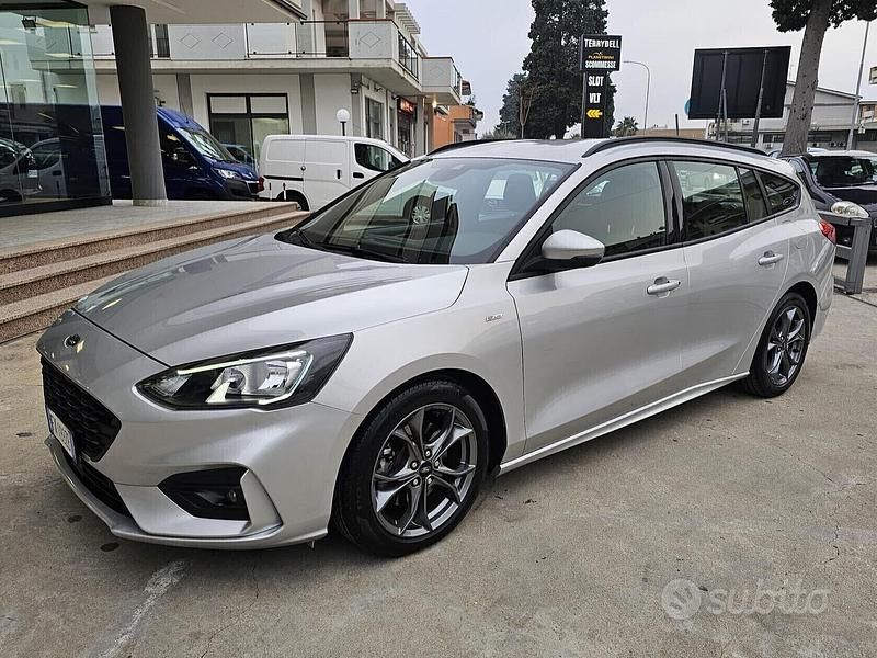 Usata Ford Focus ST 150 CV (110 kW) 2019 Grigio Station wagon