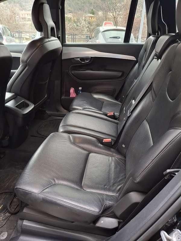 Usata Volvo XC90 Momentum 190 CV (139 kW) 2018 Nero SUV