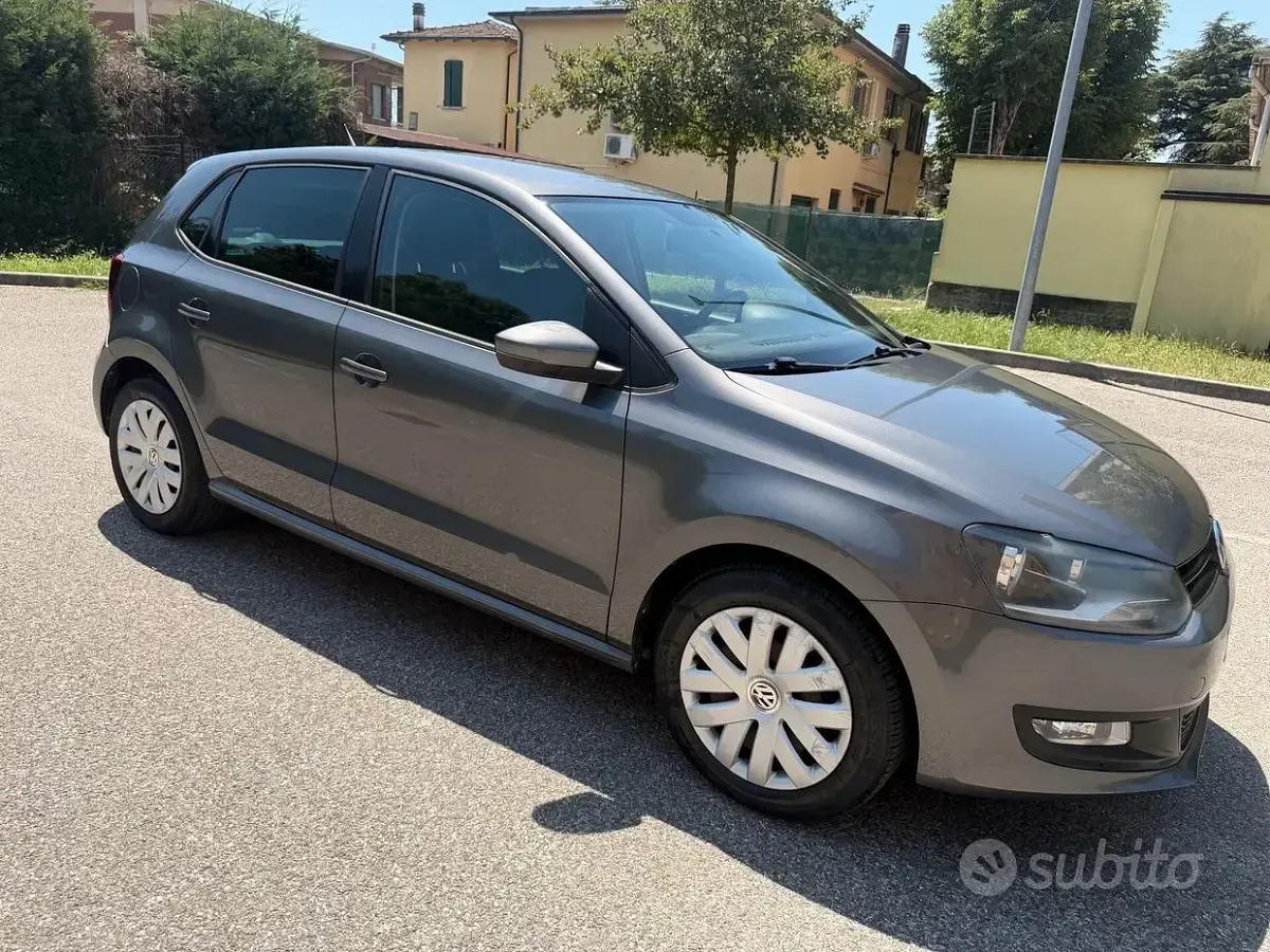 Usata VW Polo 86 CV (63 kW) 2010 Grigio Utilitaria