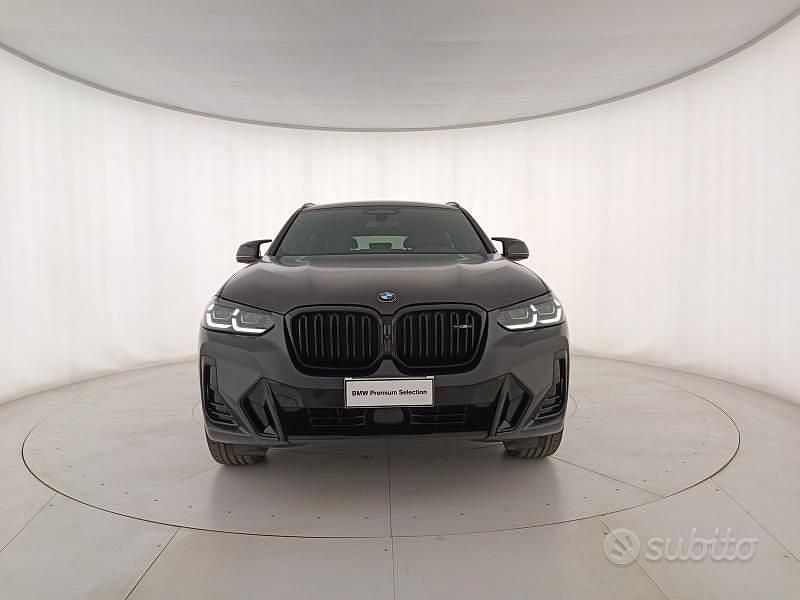 Usata BMW X4 Comfort Edition 340 CV (250 kW) 2022 Nero SUV