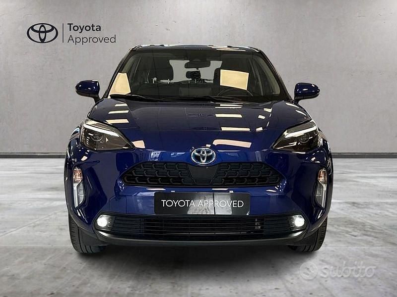 Usata Toyota Yaris Cross Active 116 CV (85 kW) 2022 Blu SUV