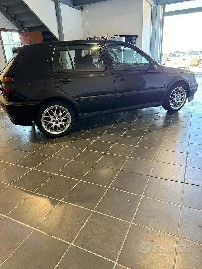Usata VW Golf III GTI 150 CV (110 kW) 1996 Nero Berlina
