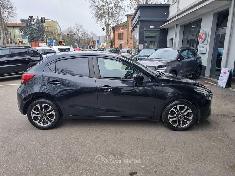 Usata Mazda 2 Exceed 90 CV (66 kW) 2017 Nero Berlina