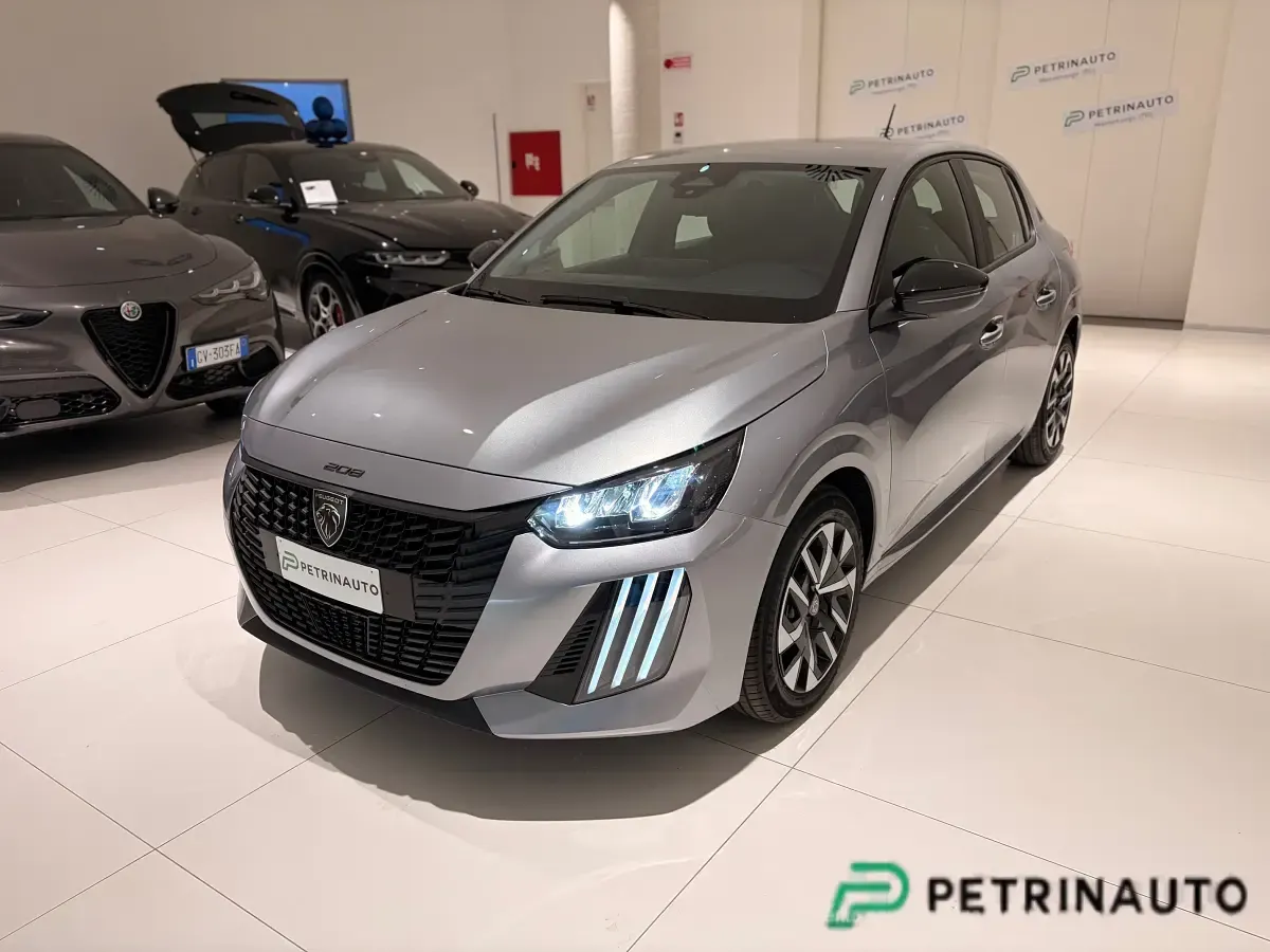 Usata Peugeot 208 101 CV (74 kW) 2026 Utilitaria