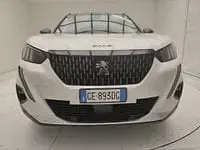 Usata Peugeot 2008 GT 131 CV (96 kW) 2021 Bianco SUV