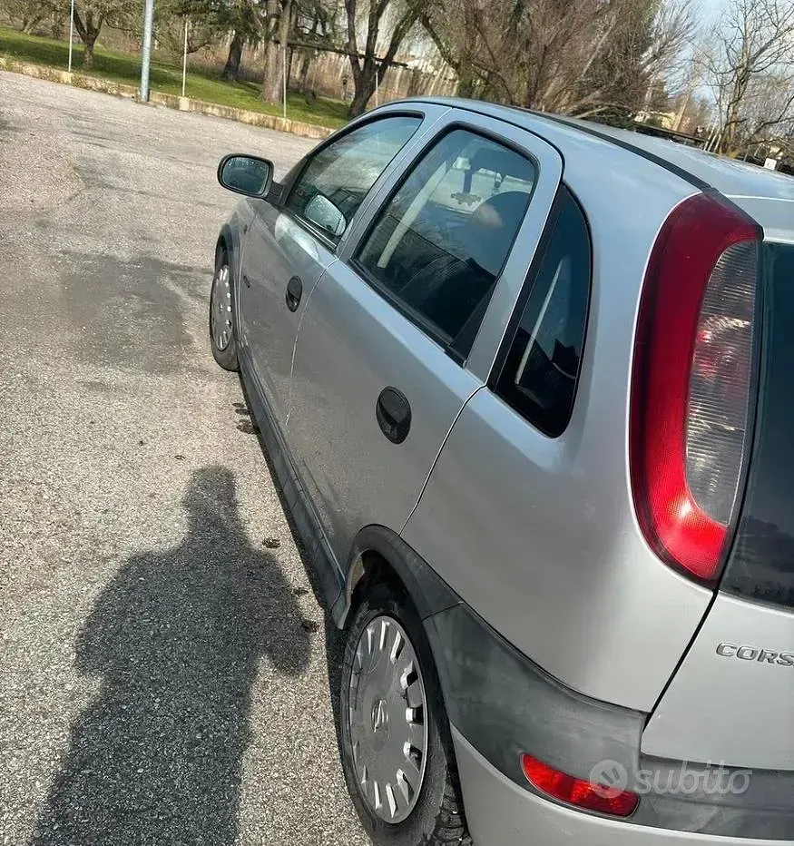 Usata Opel Corsa 75 CV (55 kW) 2002 Utilitaria