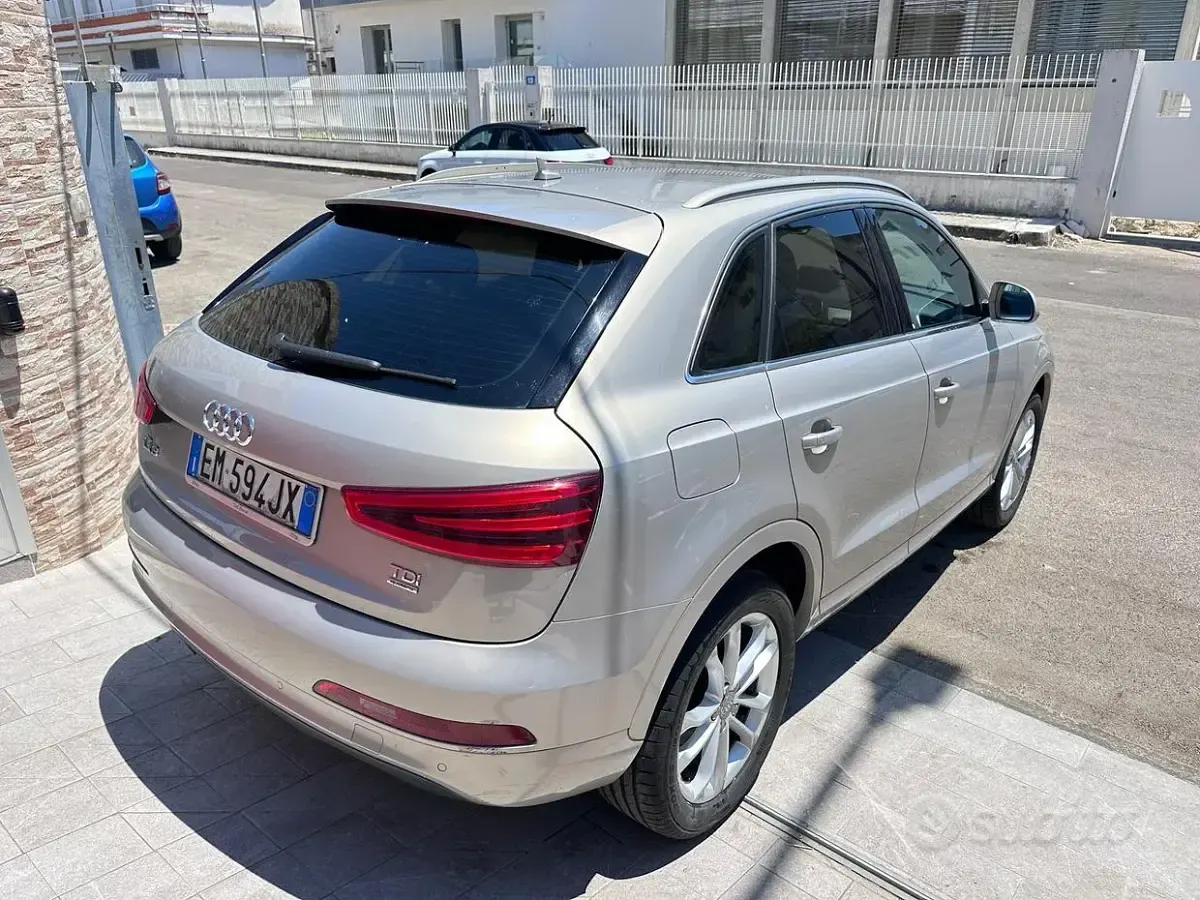 Usata Audi Q3 Advanced Plus 177 CV (130 kW) 2012 Marrone SUV